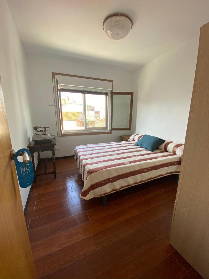 Amplio Apartamento En El Centro De O Grove Esterno foto
