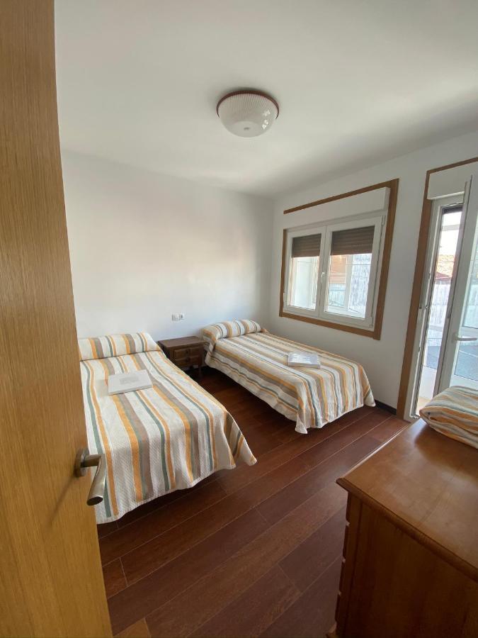 Amplio Apartamento En El Centro De O Grove Esterno foto